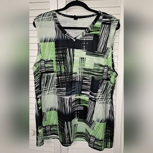 SHEIN Geometric Green and Black Tank Top